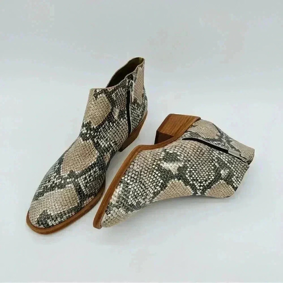 VINCE CAMUTO Women's Arendara Leather Bootie | Natural Snake Print | Size 7 - Picture 8 of 16